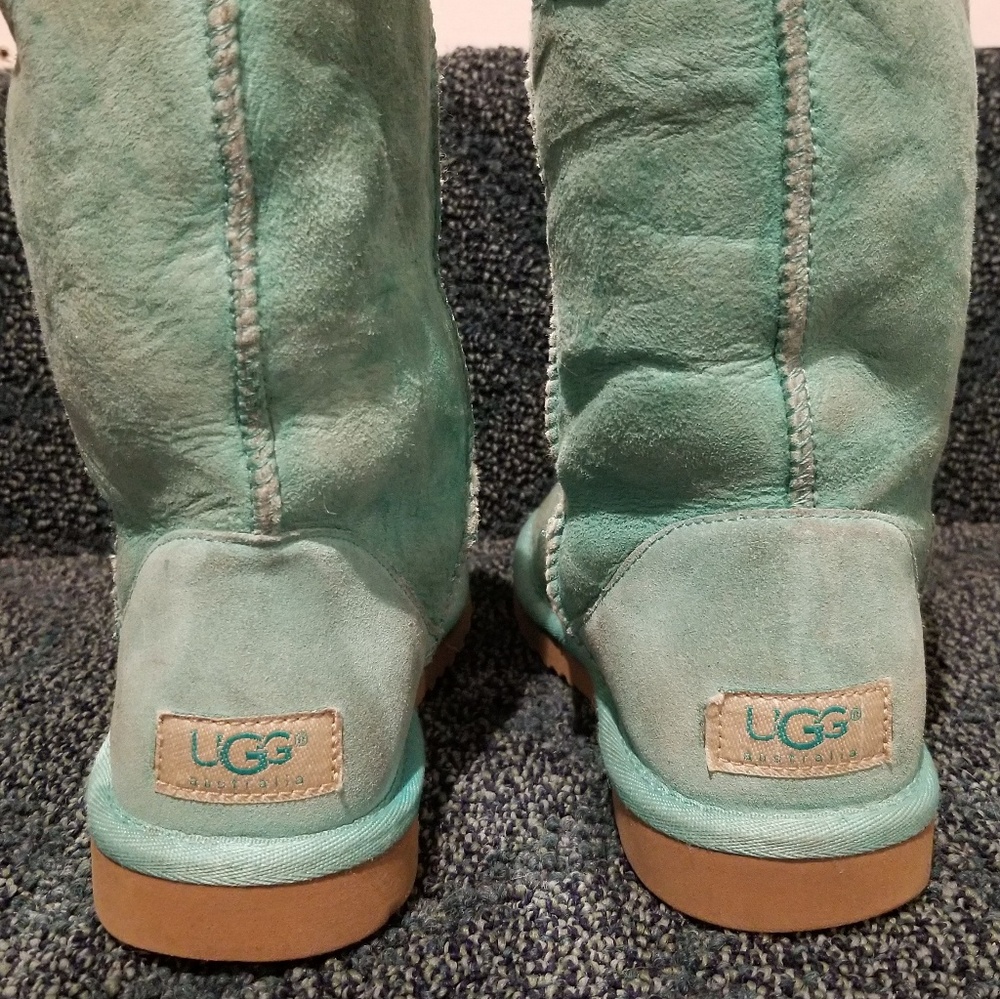 UGG Classic Boots Size 5W